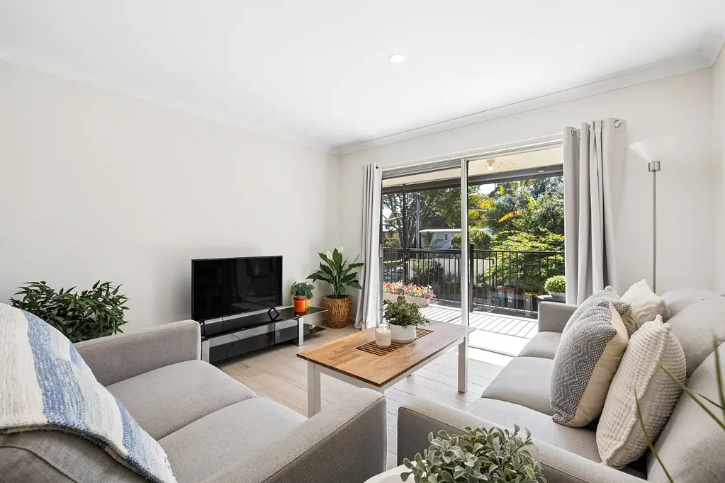 Margate 1બેડરૂમ Bright, Airy & Surprisingly Spacious - Nest or Invest