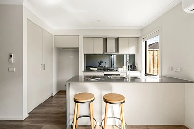 19 Pigato Crescent, Deanside, VIC 3336, 3 habitaciones, 2 baños, Townhouse