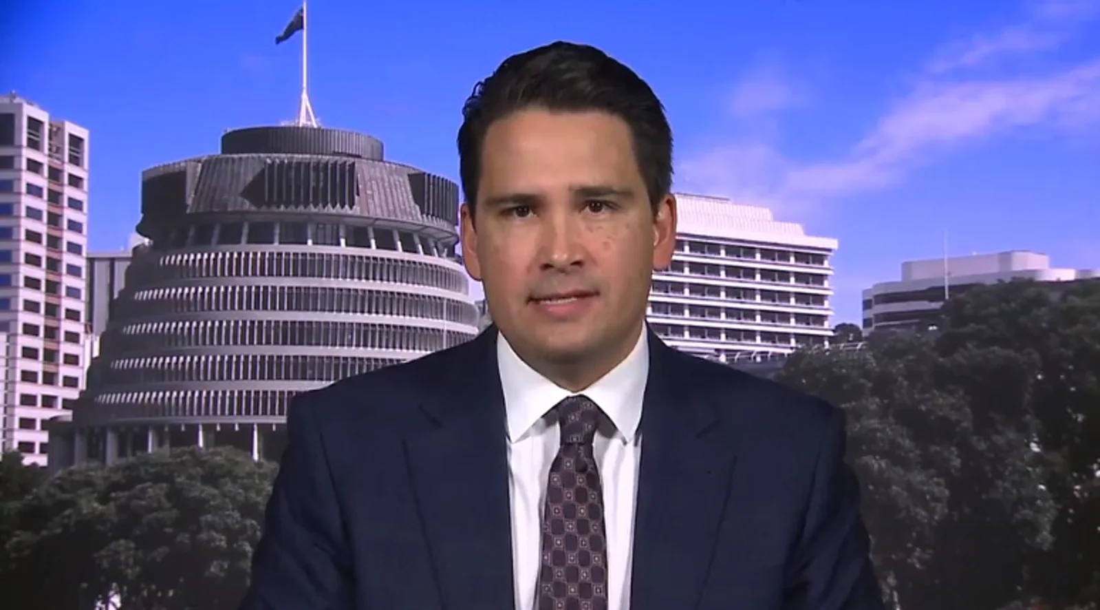 工党绝密民调曝光！国家党支持率跌破40%，Simon Bridges又被攻击了