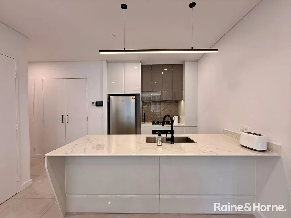 Stunning Near New Fully Furnished 2 Bedroom Apartment with Resort Style Facilities