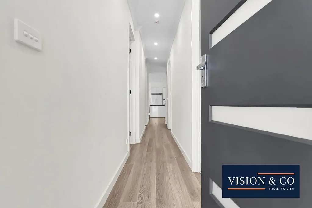 MODERN 3-BEDROOM UNIT WITH STYLE & COMFORT