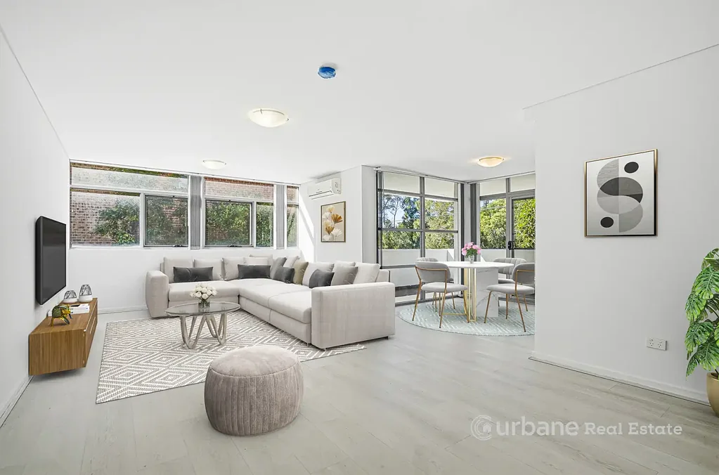 Homebush West 2 Slaapkamer Light-Filled Modern Apartment | 125 SQM HUGE