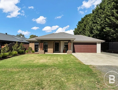 71 Urquhart Street, Gordon, VIC 3345, 4房, 2浴, House