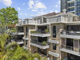 8/92 Stanhill Drive, Surfers Paradise