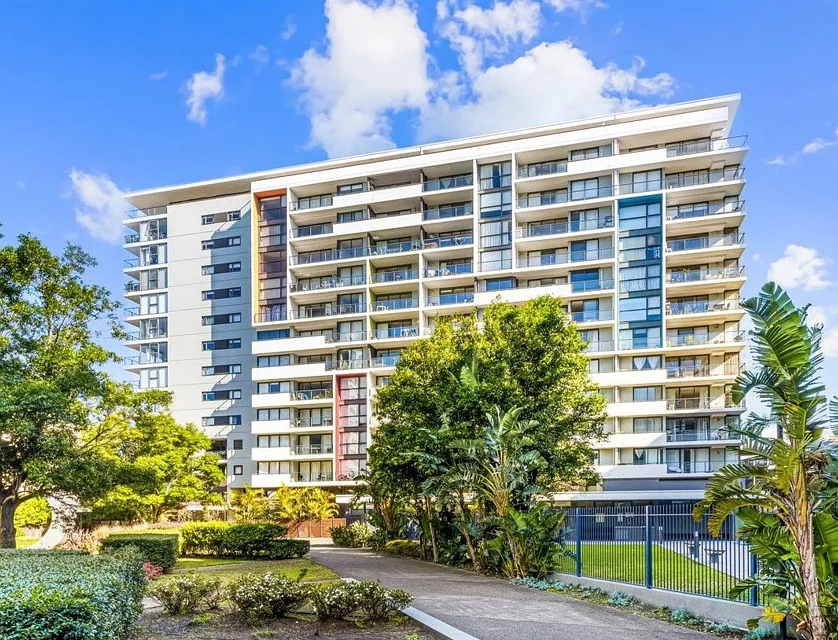 113/35B Arncliffe Street, Wolli Creek, South Western Suburbs, 3 Schlafzimmer, 2 Badezimmer, Apartment