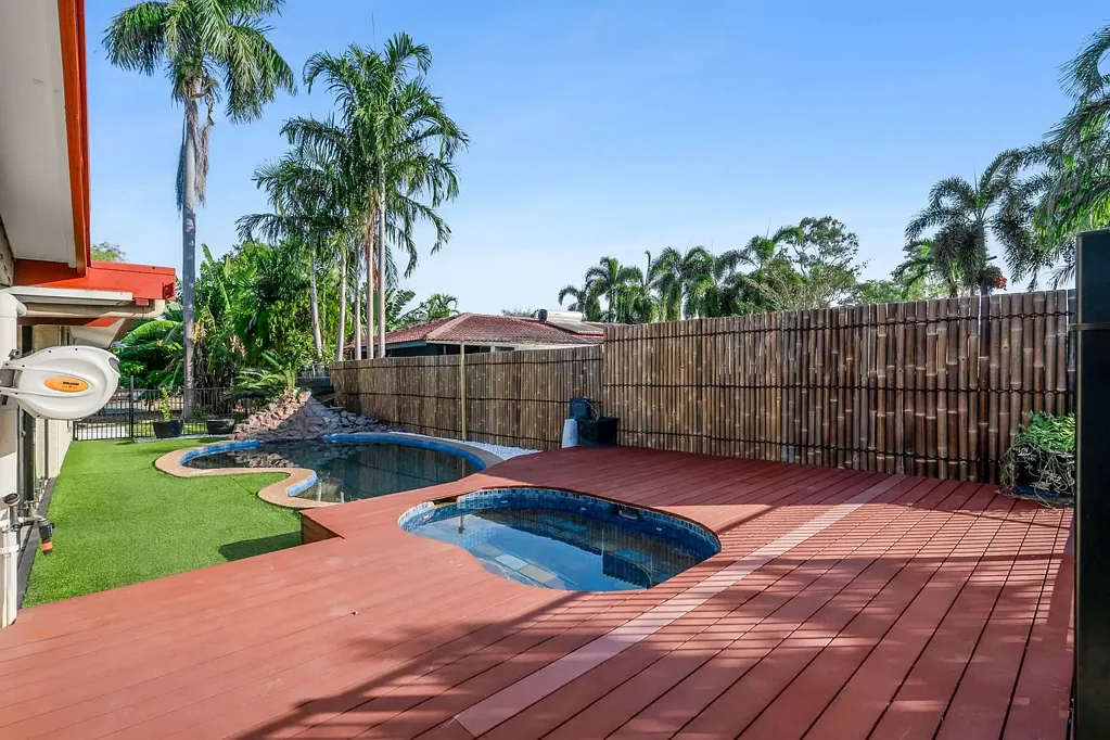 Jingili 4房  Classic Territory Living with Space to Entertain