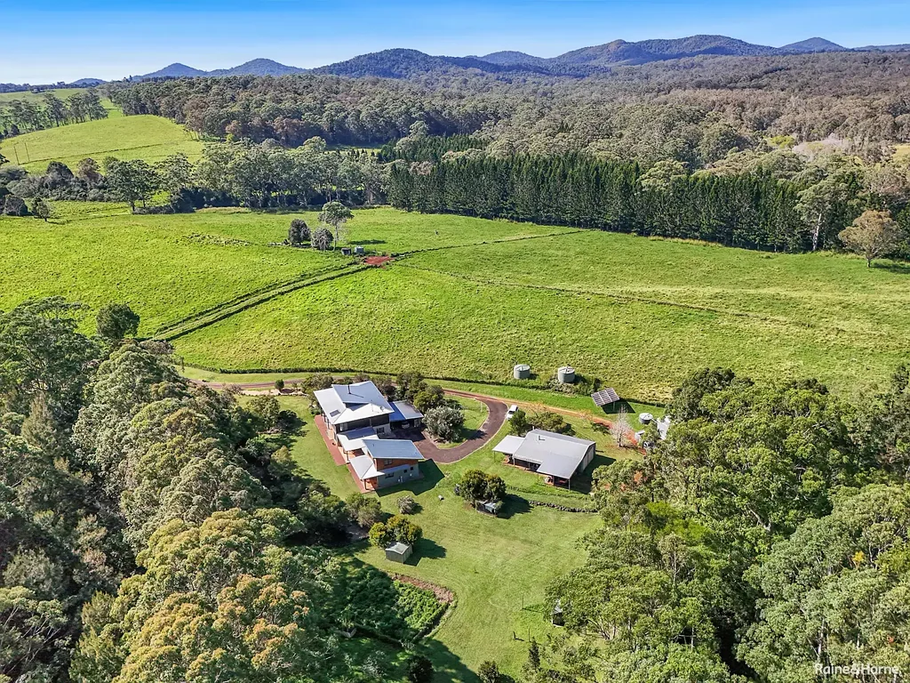 Ravenshoe Where Sustainable Grazing Meets Rural Luxury - 50.65ha of Private Biodynamic Farming & Lifestyle.