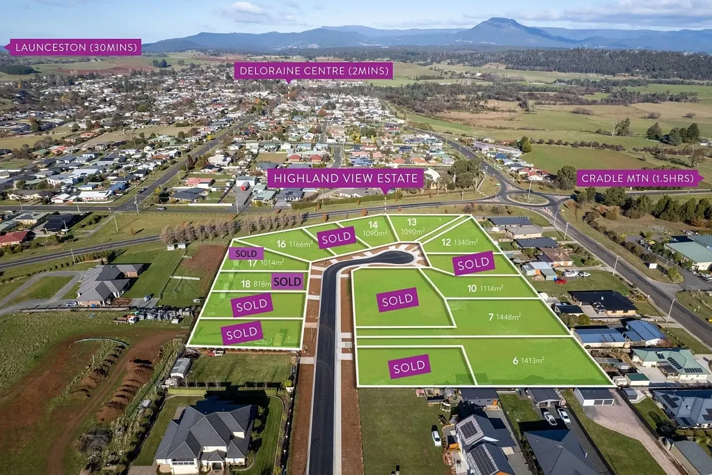 Deloraine 17 Lots SOLD! Titles Already Issued - Deloraine's Latest Premiere Subdivision.
