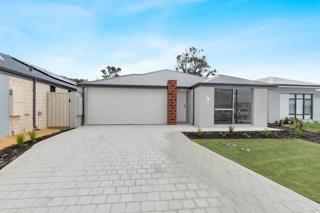 4 x 2 Family Home in Baldivis