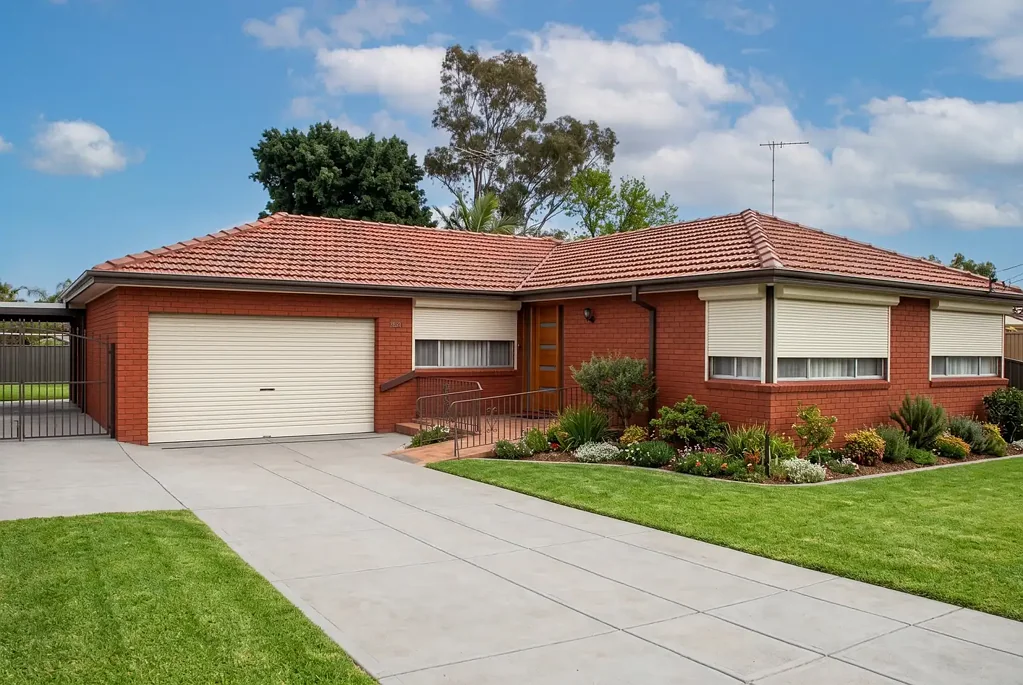 Mount Pritchard 5Zimmer Rare Development Opportunity | 20m Frontage | 1,251sqm Land