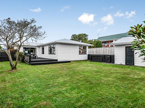 Kelson 3房  Spacious with Modern Comforts