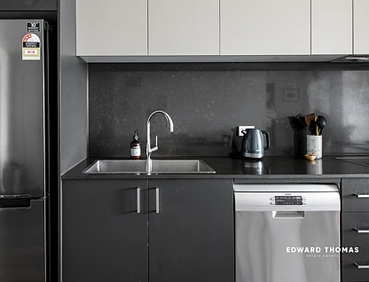 332/77 Hobsons Road, Kensington, Melbourne CBD, 2房, 1浴, Apartment