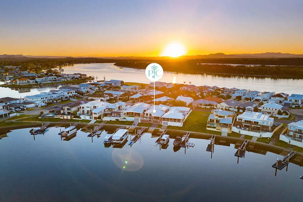 Port Macquarie 4બેડરૂમ An Exclusive Deep-Water Residence Designed for Modern Living