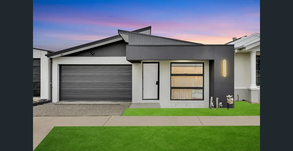 35 templetonia cct, Mickleham, VIC 3064
