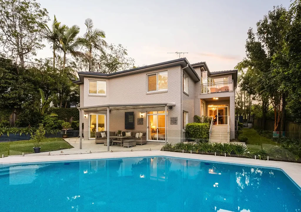 Killara 5침실 Substantial Quality Full Brick Residence in Killara's Blue-Ribbon East Side