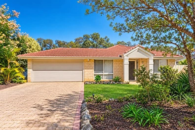 Waroona 4Phòng ngủ Tranquil Family Retreat on 2,283sqm - Reduced