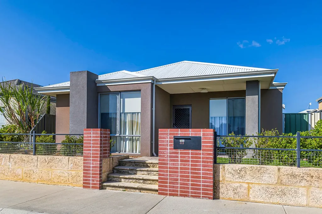 33 Summerville Boulevard, Caversham, WA 6055