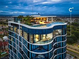 2002/28-30 Second Avenue, Broadbeach
