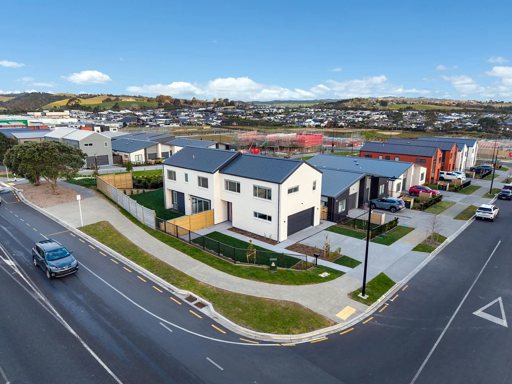 Beachlands 5 Bedroom A Grand Family Home for Exceptional Living