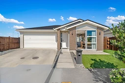 12 Hukihuki Drive, Takanini