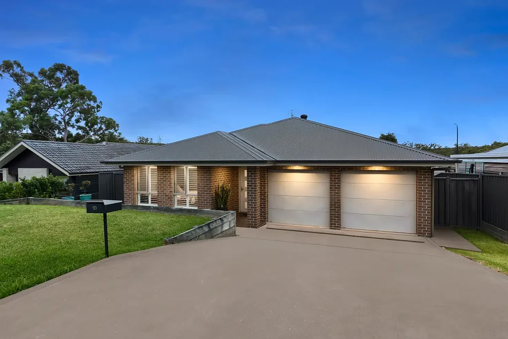 10 Bellavia Street, Cameron Park, NSW 2285