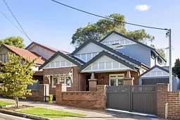 23 Gears Avenue, Drummoyne