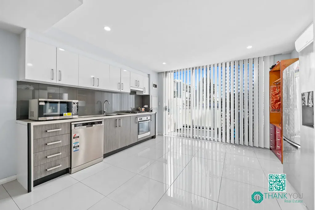 206/12 Fourth Avenue, Blacktown, NSW 2148