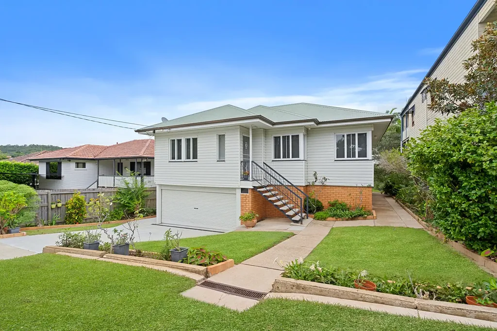 35 Renton Street, Camp Hill, QLD 4152
