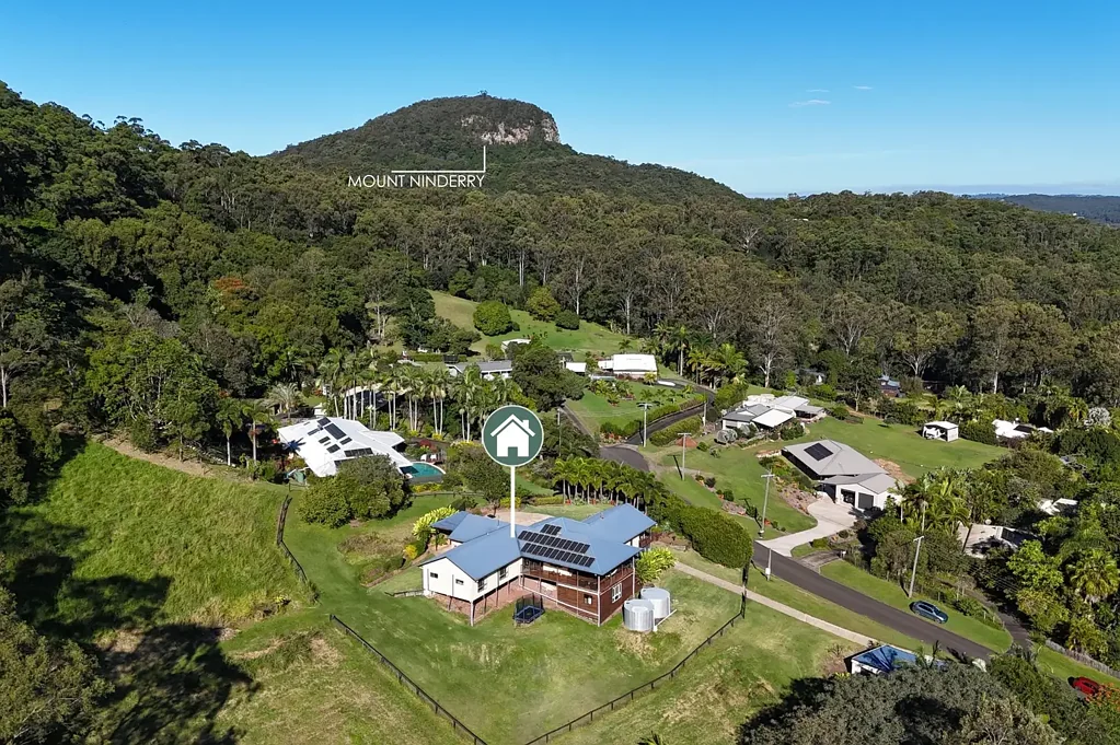 Ninderry 4 Slaapkamer ELEVATED HINTERLAND LIVING WITH VIEWS STRETCHING TO MALENY