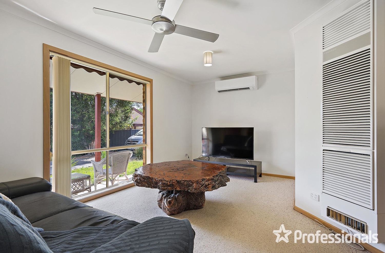 8-9 HYDE PARK WALK, MOOROOLBARK VIC 3138, 0 habitaciones, 0 baños, Unit