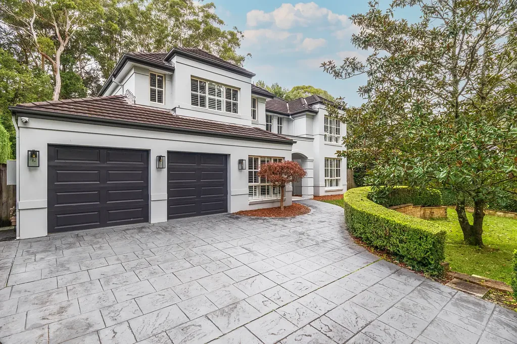 Elegant Family Sanctuary in Prestigious Wahroonga Location - For Rent