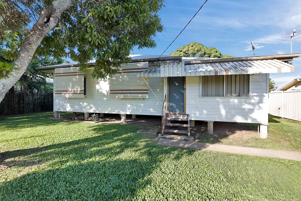 33 Hart Street, South Mackay, QLD 4740