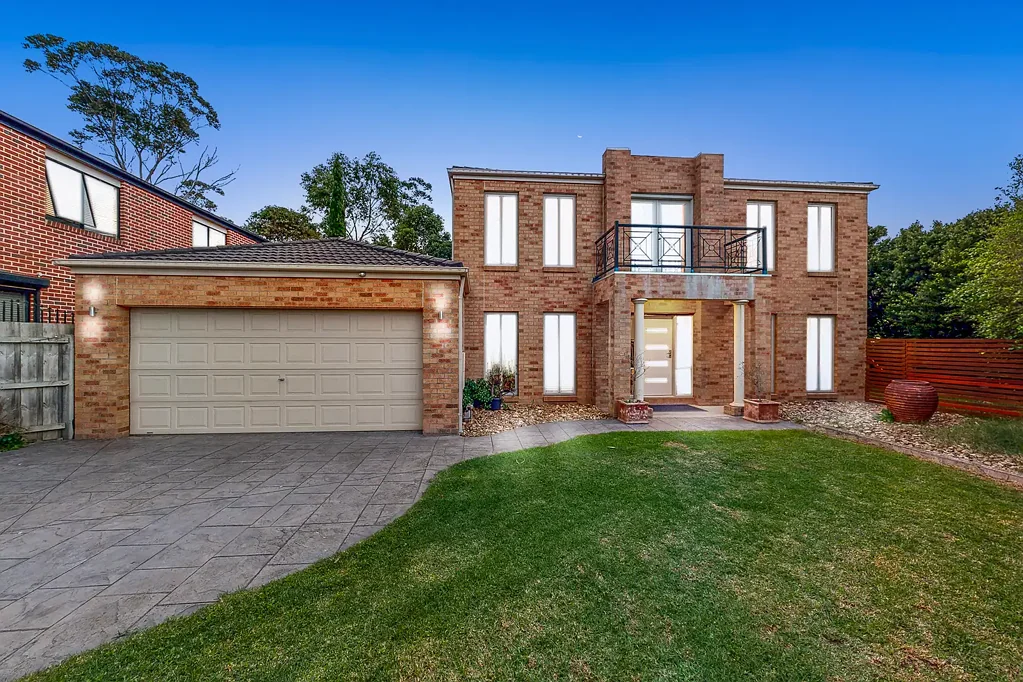 10 Rebecca Mac Court, Hallam, VIC 3803