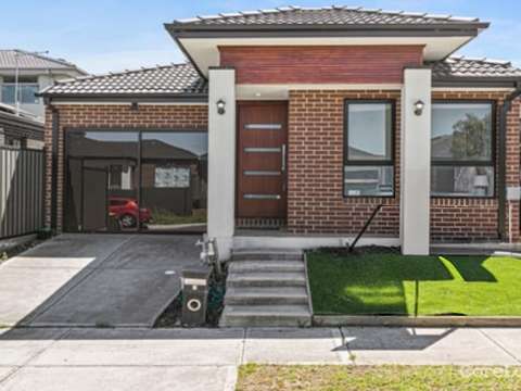 Craigieburn 3 Bedroom CONTACT SELLER for Inspections & Inquiries-Modern 3-Bed, 2-Bath Solar-Efficient Home in Prime Craigieburn? Built in 2021, Currently leased $545/week