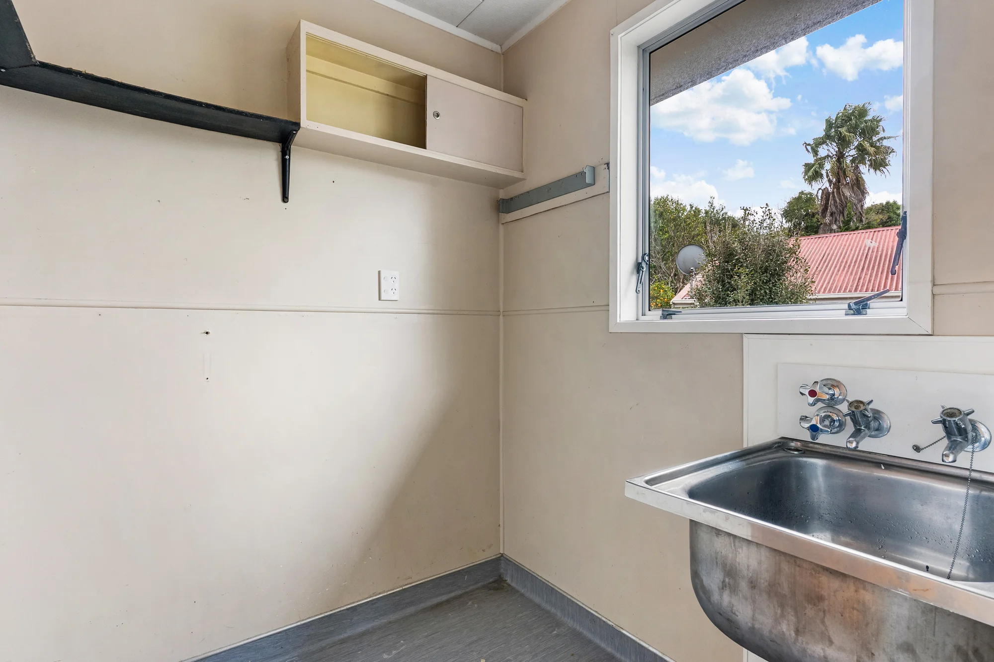58 Makora Road, Massey, photo 13