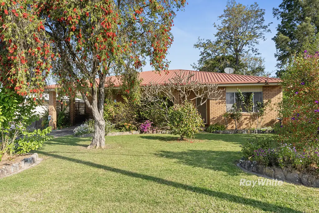 17 Queen Street, Moruya, NSW 2537