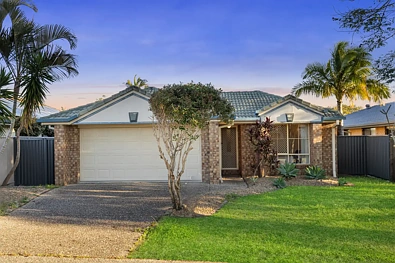 Redcliffe 4Kwarto Comfortable Family Living In A Quiet Redcliffe Setting
