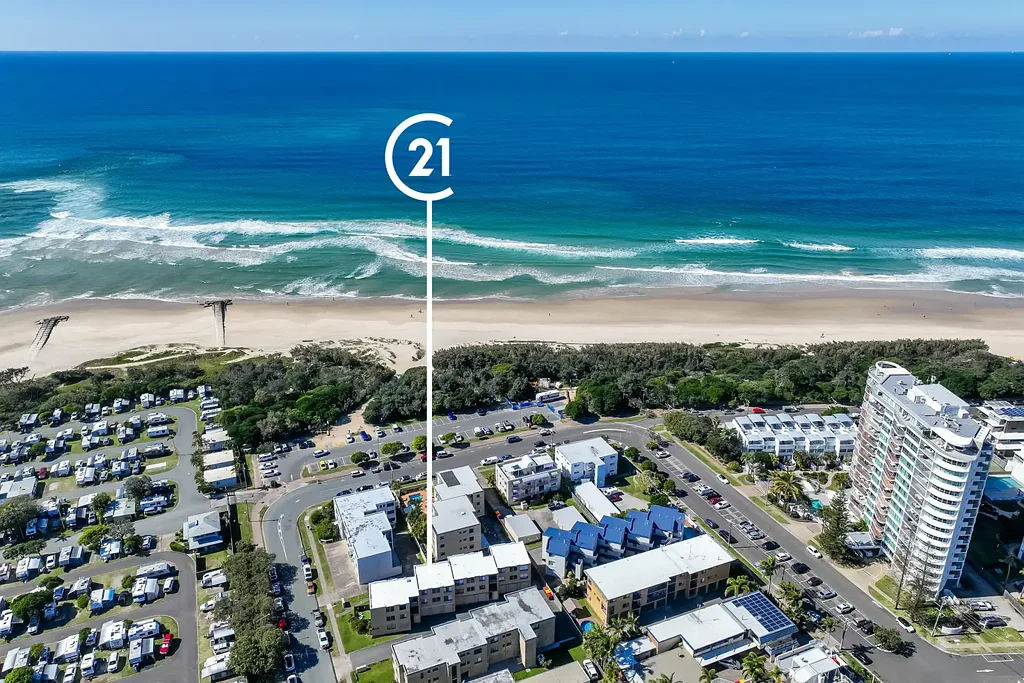 Maroochydore 2બેડરૂમ A Renovated Retreat in an Unbeatable Beachside Location