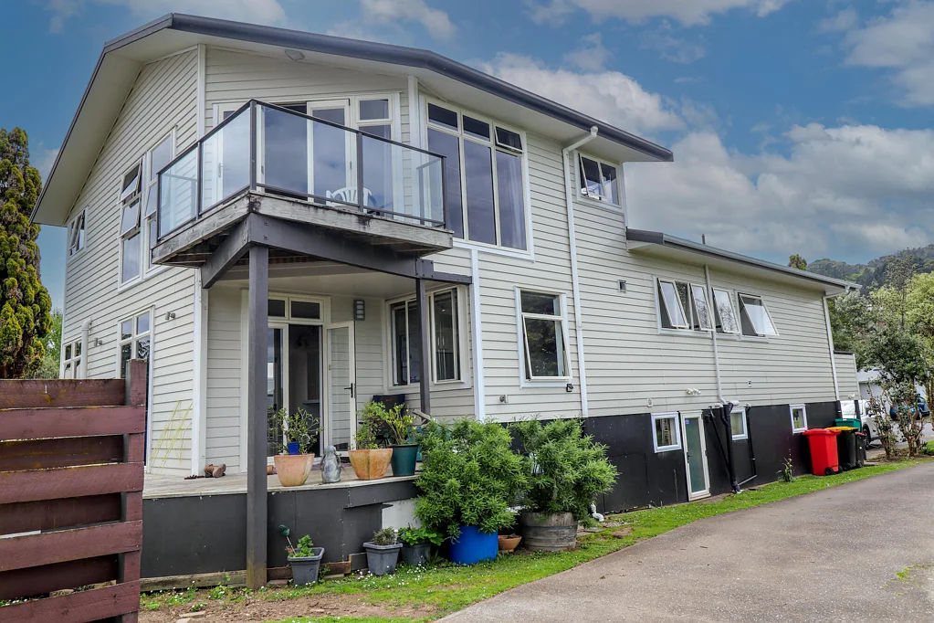 Thames 4房  Expansive Family Home