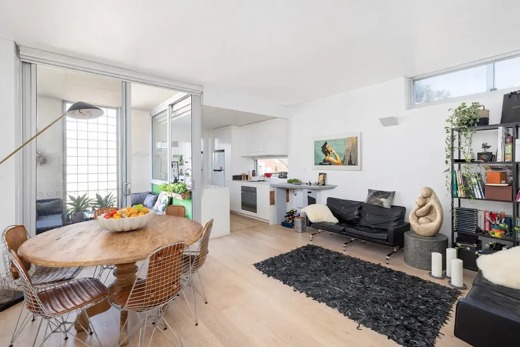 17/85 Bourke Street, Woolloomooloo, NSW 2011