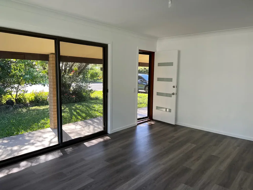 (UNDER APPLICATION)
3 Bedroom Home
