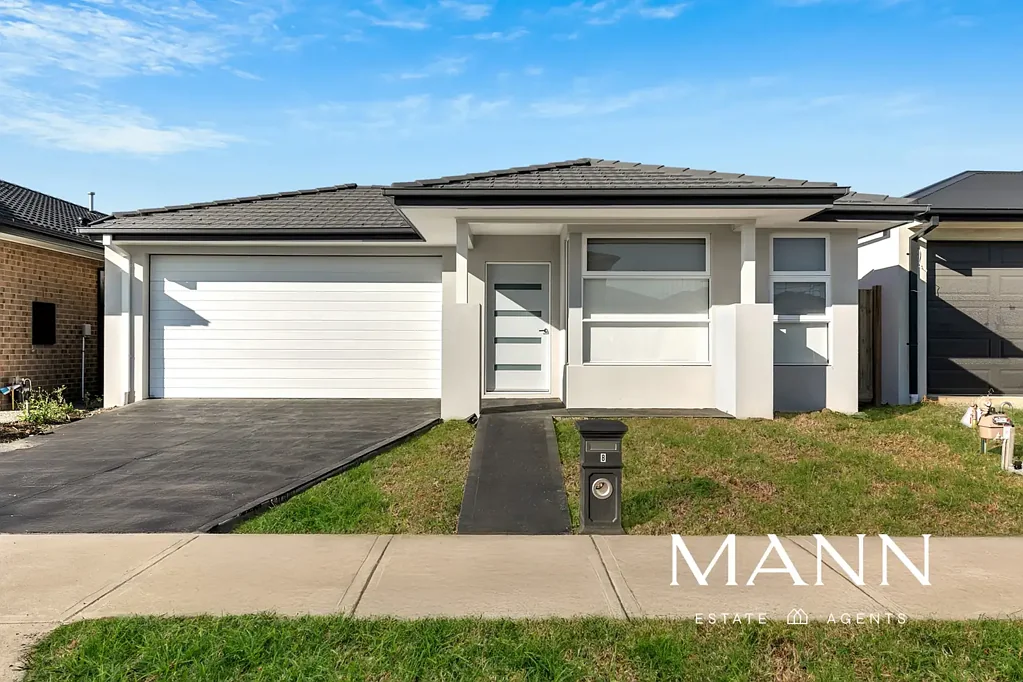 Stunning Brand New Home in Mickleham - Perfect for Family Living