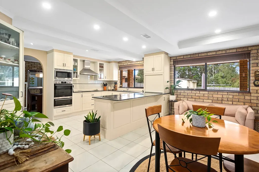 40 Bass Street, Barrack Heights, NSW 2528