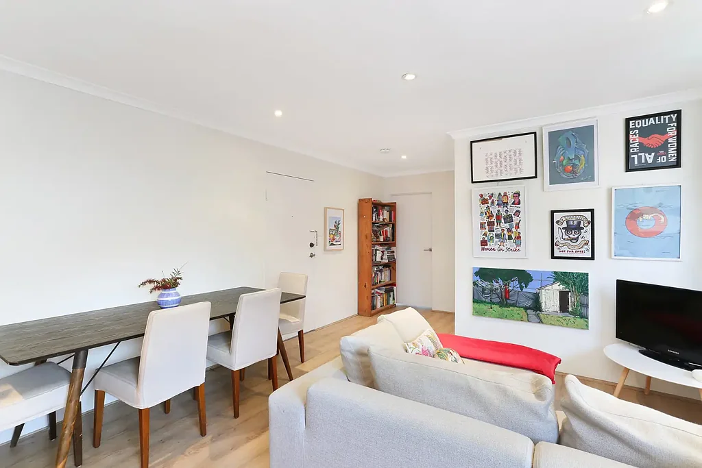 One Bedroom Apartment