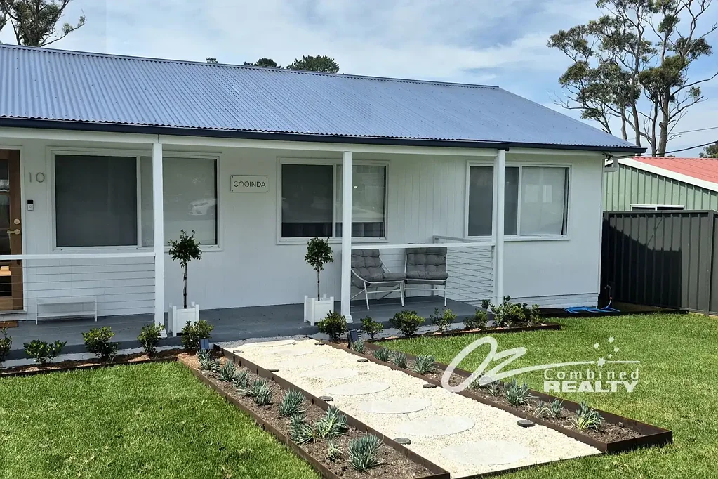 4 Bedroom Retreat
Cooinda on the Green