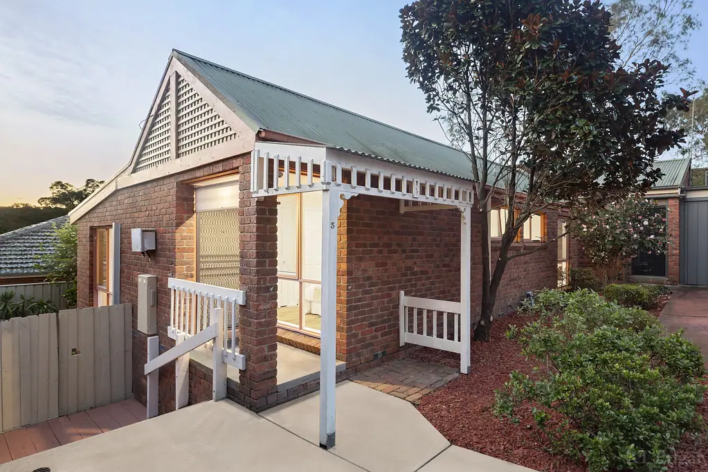 5/17 Batman Road, Eltham, VIC 3095