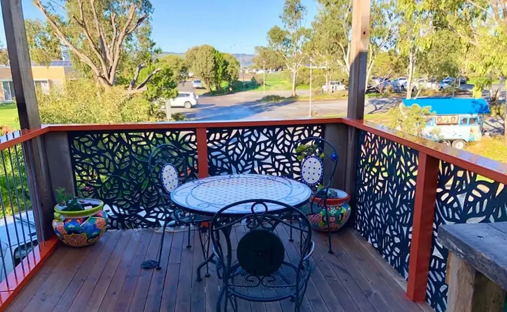 1 Bedroom, Furnished Unit located within the Aldinga Arts Eco Village.