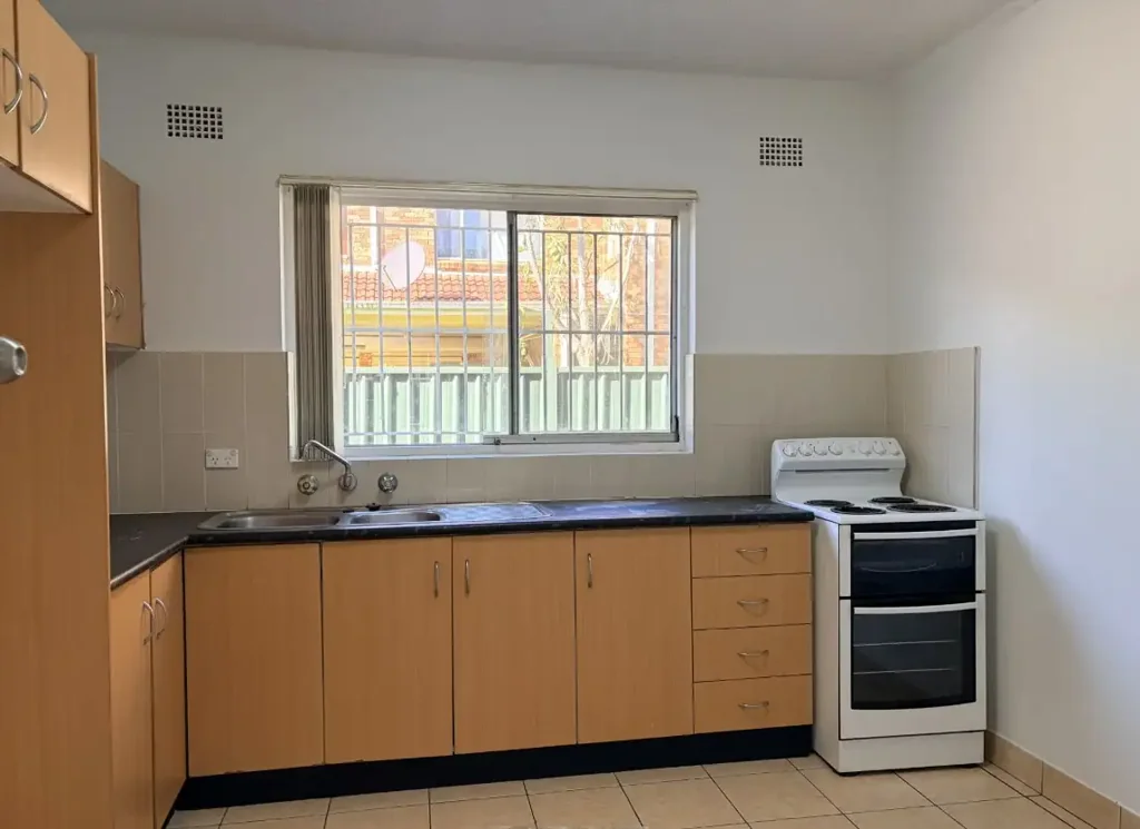 2 Bedroom Unit with Undercover Parking