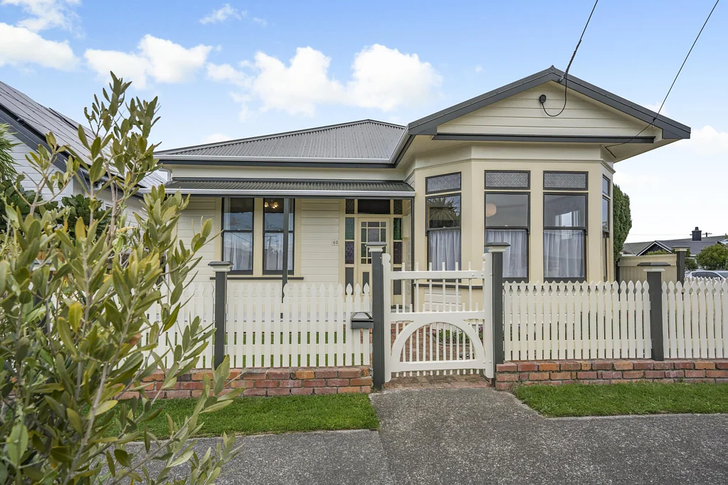 Petone 4침실 Sunny Villa, Seaside Soul
