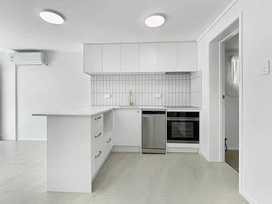 Renovated apartments located in the heart of G...